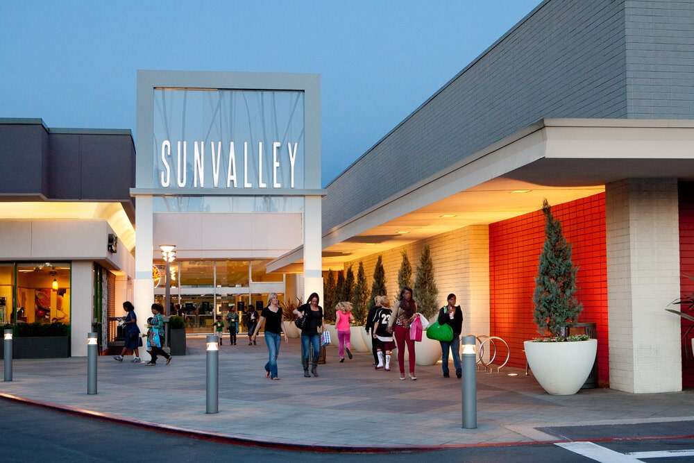 Photo of Sunvalley Shopping Center